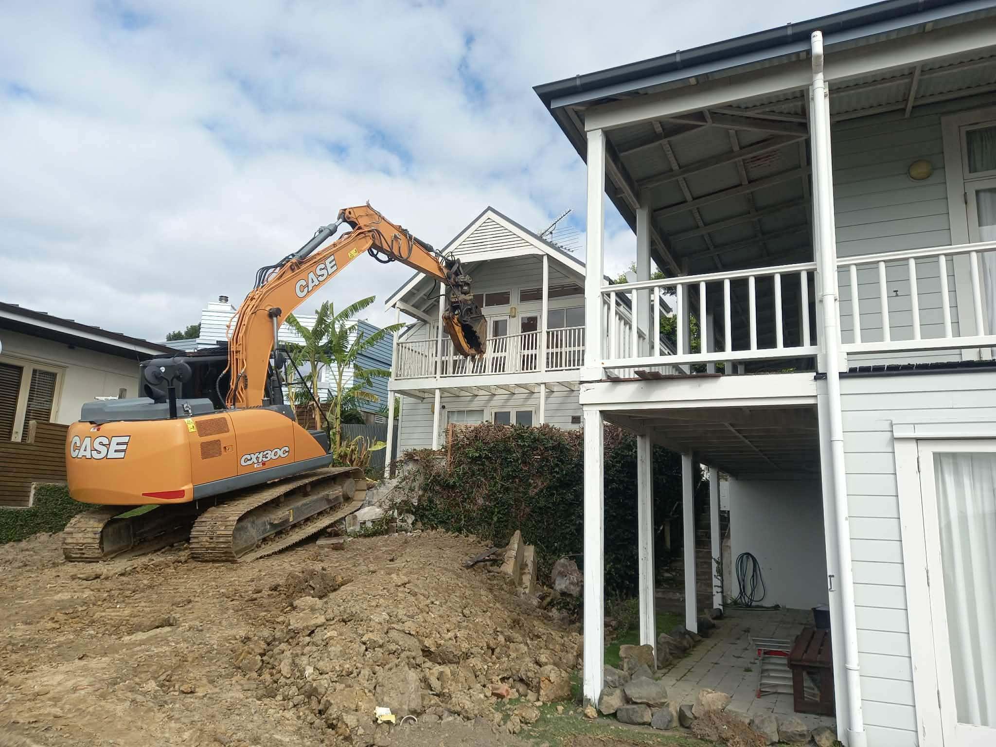 Earthworks & Earthmoving